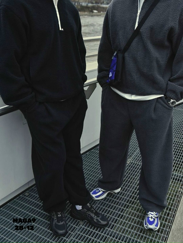 Спортивный костюм 23172546