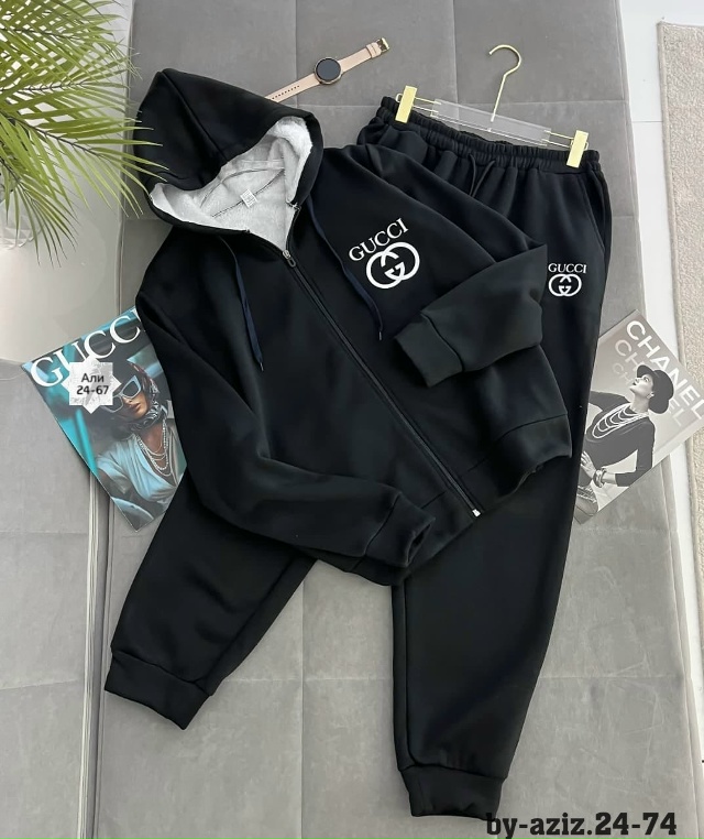 Спортивный костюм 23172928