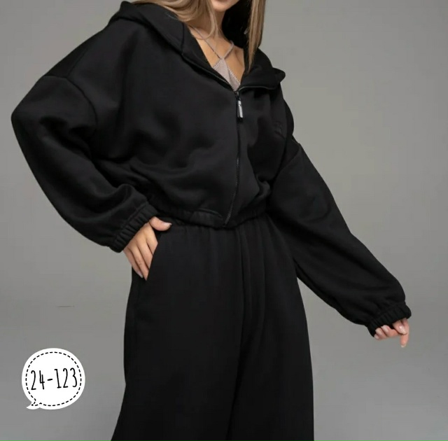 Спортивный костюм 23172251