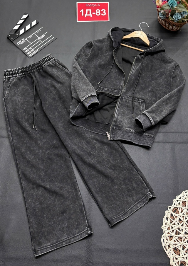 Костюм 23173902