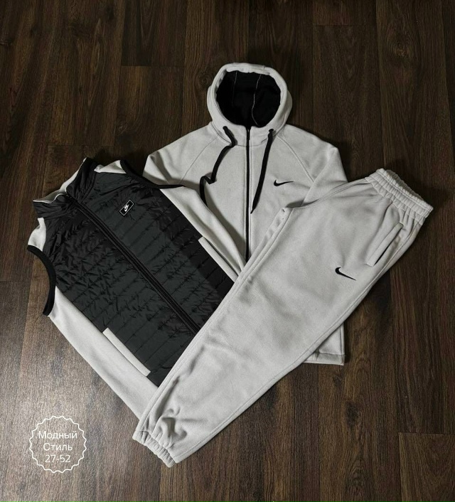 Спортивный костюм 23173439