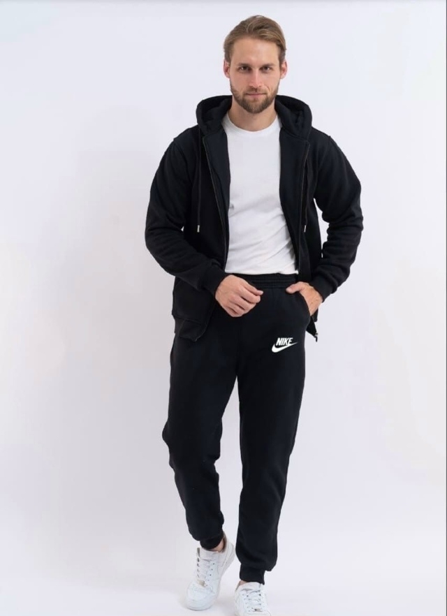 Спортивный костюм 23175882