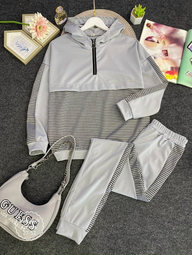 Спортивный костюм 23175790