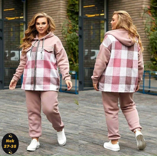 Спортивный костюм 23178294