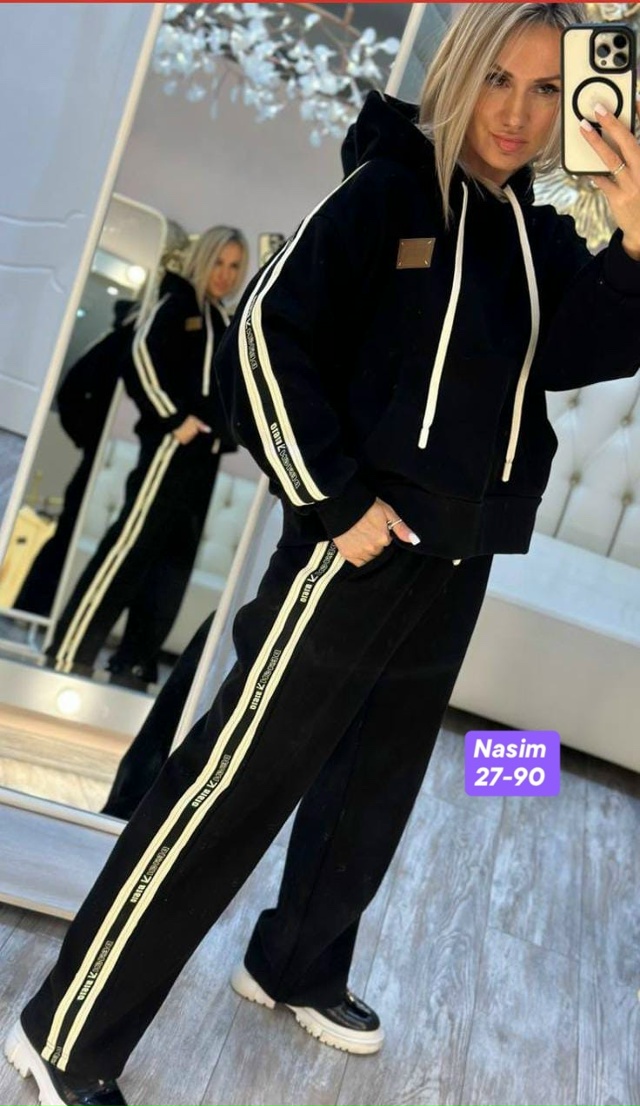 Спортивный костюм 23182686