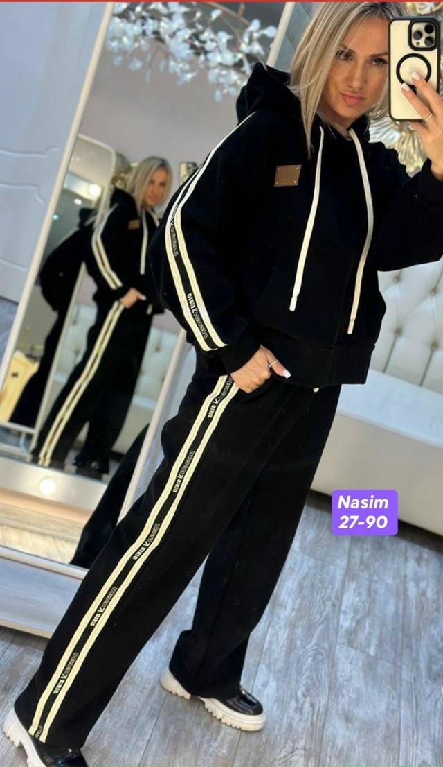 Спортивный костюм 23182686