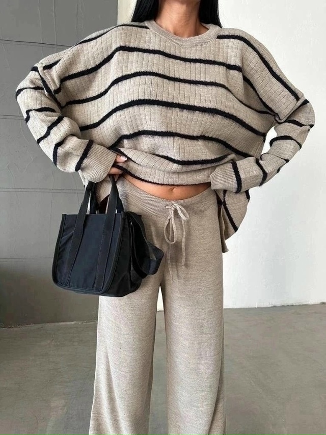 Свитер 23182275