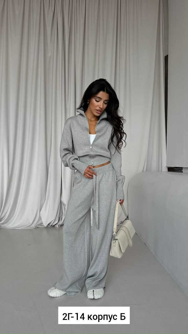 Спортивный костюм 23185804