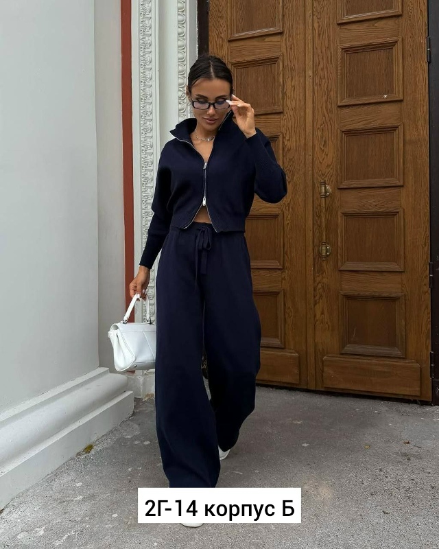 Спортивный костюм 23185804